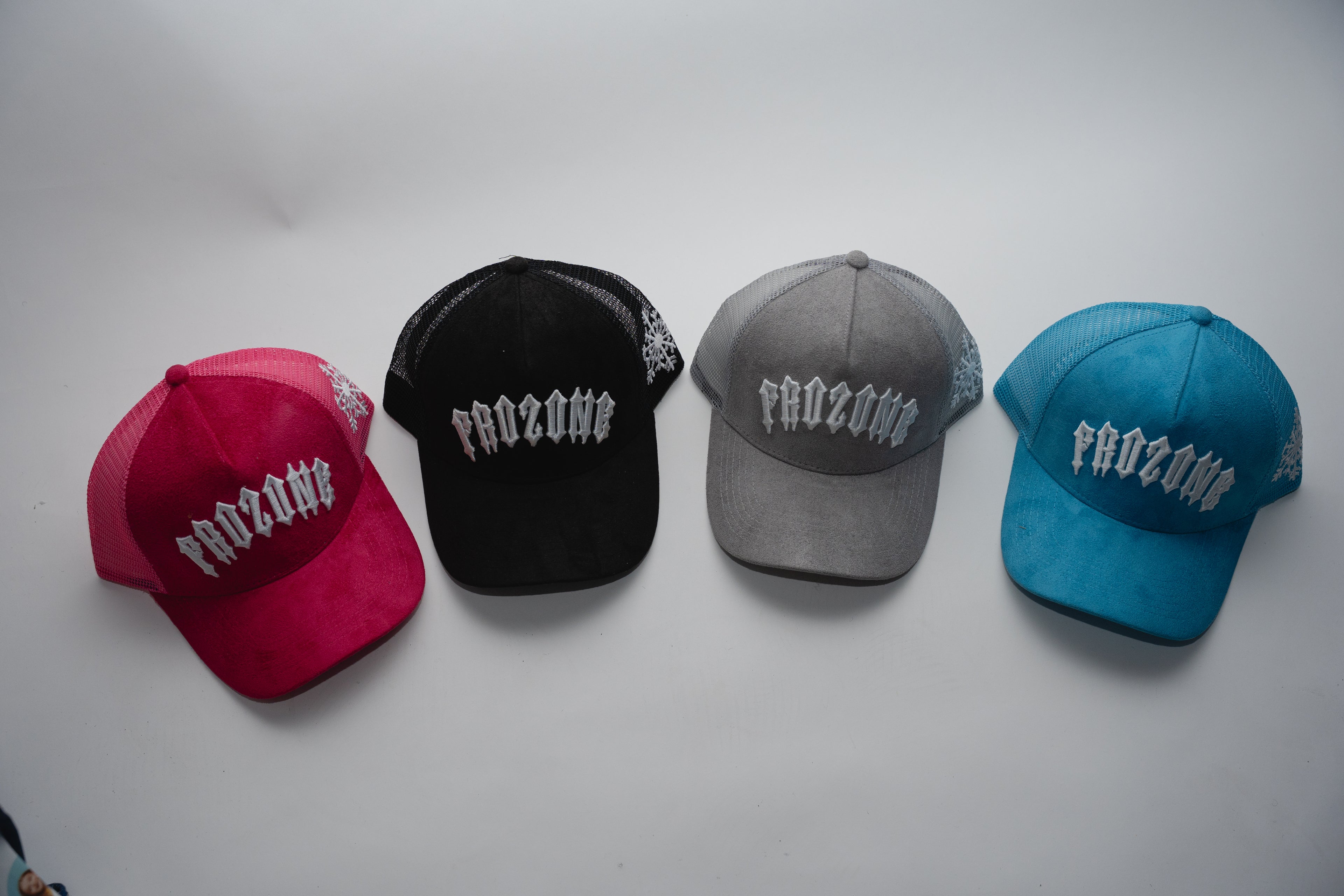 FROZYWRLD TRUCKER HAT